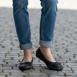 Donald J. Pliner Buttery Leather Ballet Kitten Heel Brown Luxury Designer